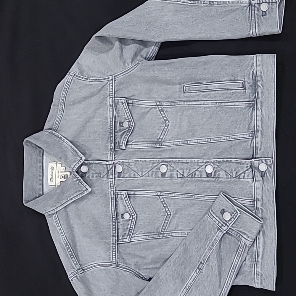 Madewell The Boxy-Crop Jean Jacket   SZ M gray